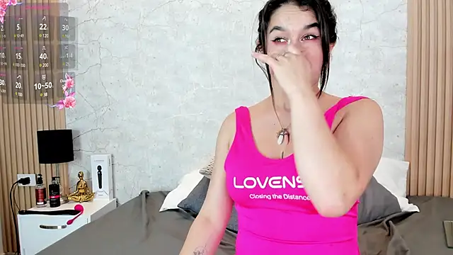 mayragonzpe   online show from 02/01/25, 07:13