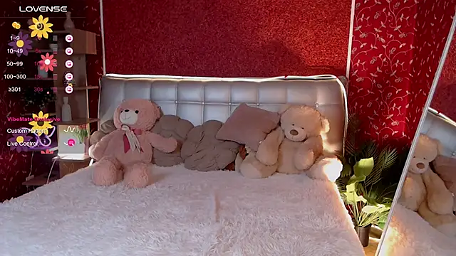 AuroraAksnesss online show from 11/21/25, 04:27