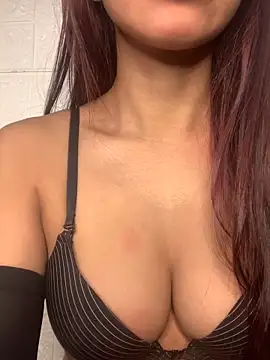 Snapshot of Sweety_008 chatting on 01/13/25, 08:58 Sweety 008 online show from 01/13/25, 08:58