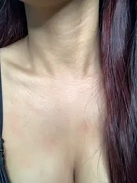 Snapshot of Sweety_008 chatting on 03/19/25, 06:57 Sweety 008 online show from 03/19/25, 06:57