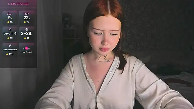 kate8ketee8 online show from 11/13/25, 06:18