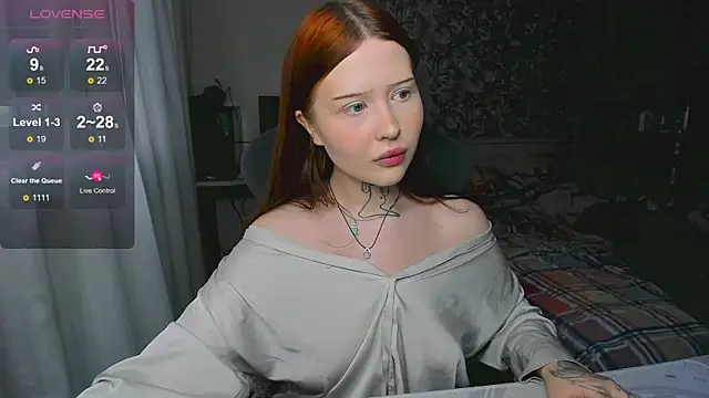 kate8ketee8 online show from 12/19/25, 11:17