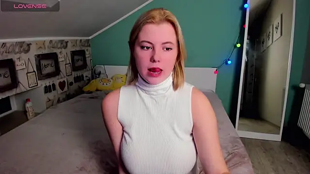 Snapshot of LillyDepp chatting on 12/29/24, 11:39 LillyDepp online show from 12/29/24, 11:39