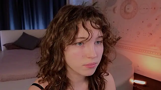 Snapshot of cherry_lea chatting on 12/03/24, 12:49 cherry lea online show from 12/03/24, 12:49