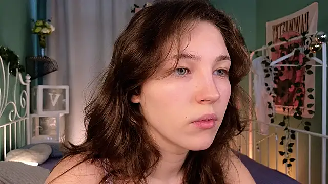 Snapshot of cherry_lea chatting on 01/05/25, 11:37 cherry lea online show from 01/05/25, 11:37