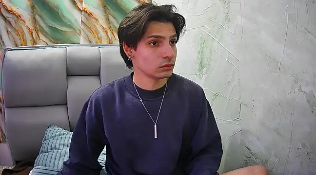 Apolo Hidalgo01 online show from 02/12/25, 04:33