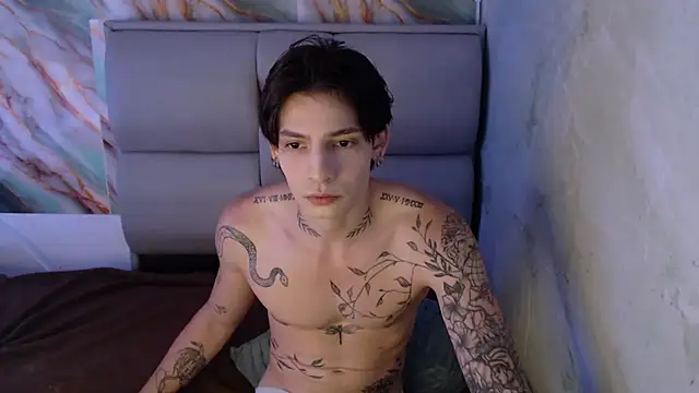 Apolo Hidalgo01 online show from 09/25/25, 06:44