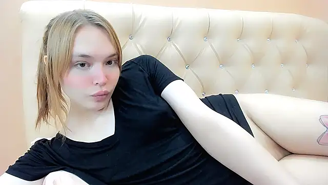 fem to online show from 02/23/25, 08:00