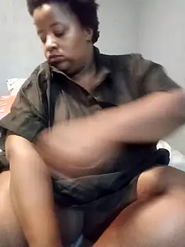 HotBootyBabe90 online show from 04/07/26, 09:48