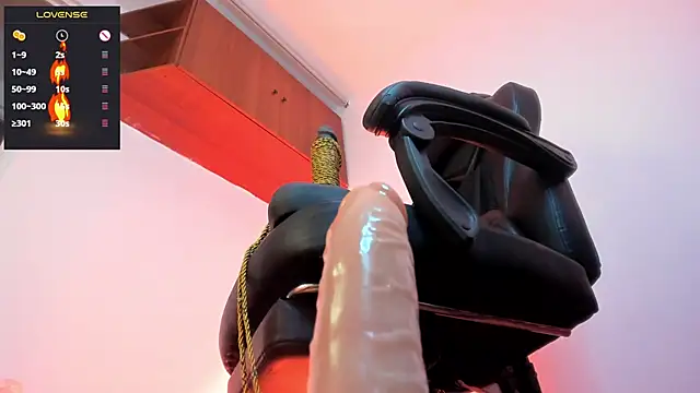 charlotte joliedart online show from 02/28/25, 05:48