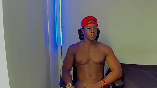 Snapshot of AdonisKnight chatting on 03/14/25, 03:47 AdonisKnight online show from 03/14/25, 03:47