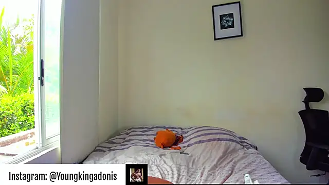 Snapshot of AdonisKnight chatting on 09/24/25, 07:06 AdonisKnight online show from 09/24/25, 07:06