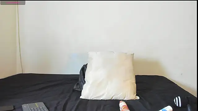 Snapshot of AdonisKnight chatting on 11/27/25, 09:06 AdonisKnight online show from 11/27/25, 09:06