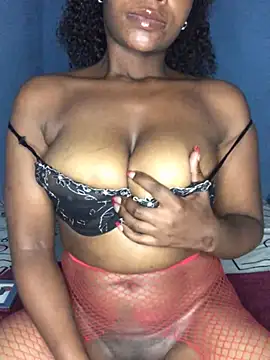 NunuBerry16 online show from 01/03/25, 07:50