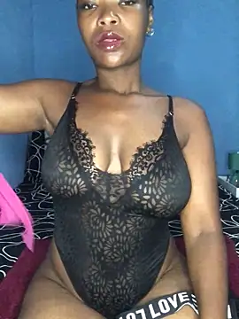 NunuBerry16 online show from 01/05/25, 04:04