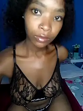 NunuBerry16 online show from 02/18/25, 08:16