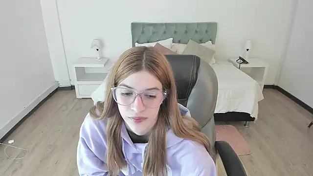 Nora Vennucci online show from 02/01/26, 12:26