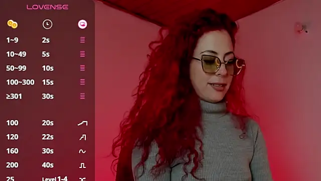 Snapshot of Borbala_Iggy chatting on 01/11/25, 08:43 Borbala Iggy online show from 01/11/25, 08:43