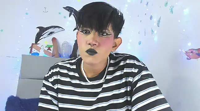 andrew uwu  online show from 12/18/24, 12:43