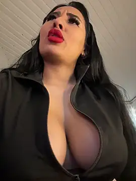 Snapshot of Anily_Lovely chatting on 01/17/25, 08:55 Anily Lovely online show from 01/17/25, 08:55