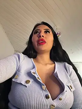 Snapshot of Anily_Lovely chatting on 01/19/25, 03:32 Anily Lovely online show from 01/19/25, 03:32