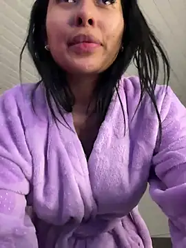 Snapshot of Anily_Lovely chatting on 01/24/25, 06:24 Anily Lovely online show from 01/24/25, 06:24