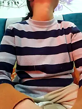 Aleena Rai online show from 01/04/25, 06:19