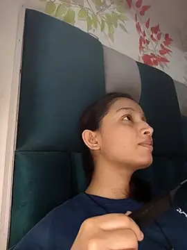 Aleena Rai online show from 09/11/25, 08:42