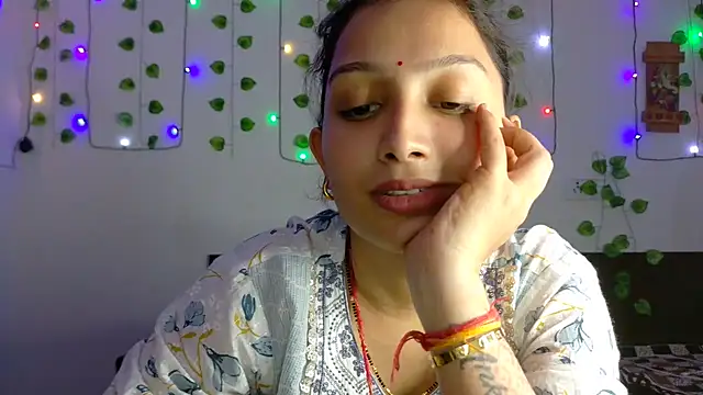 Aleena Rai online show from 10/18/25, 07:58