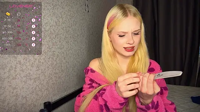 lisa barbie online show from 12/09/24, 10:32