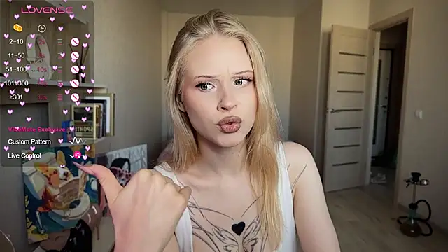 lisa barbie online show from 09/19/25, 01:56