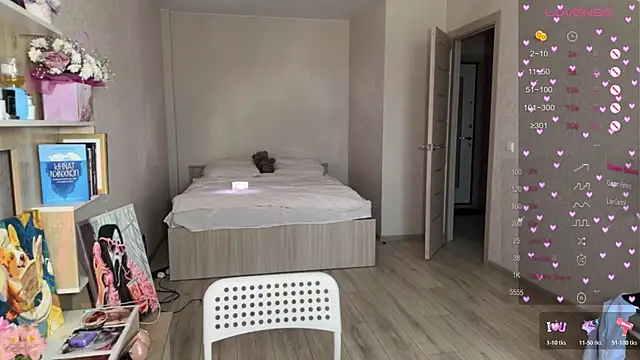 lisa barbie online show from 11/27/25, 07:54