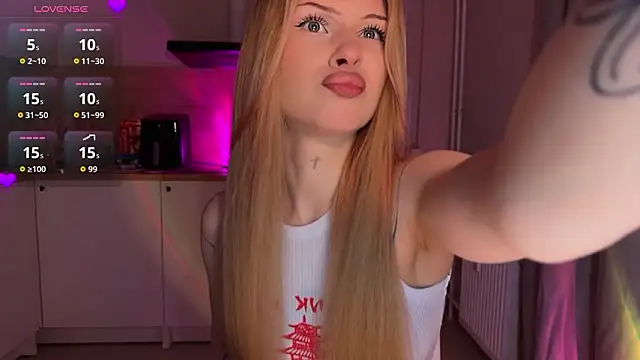 lisa barbie online show from 02/28/26, 07:37