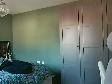 flatwhite0 online show from 01/09/25, 09:37