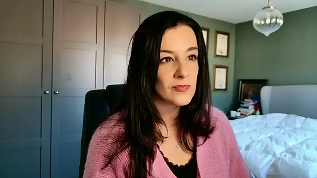 flatwhite0 online show from 03/26/26, 09:37