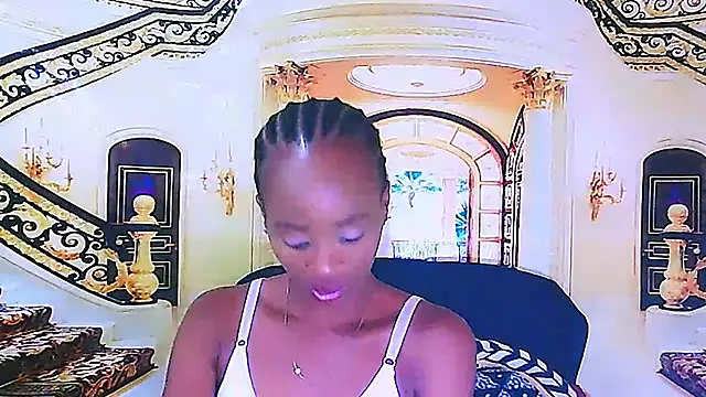 EbonyCreamy69 online show from 01/03/25, 09:47