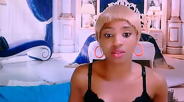 EbonyCreamy69 online show from 02/15/25, 12:48