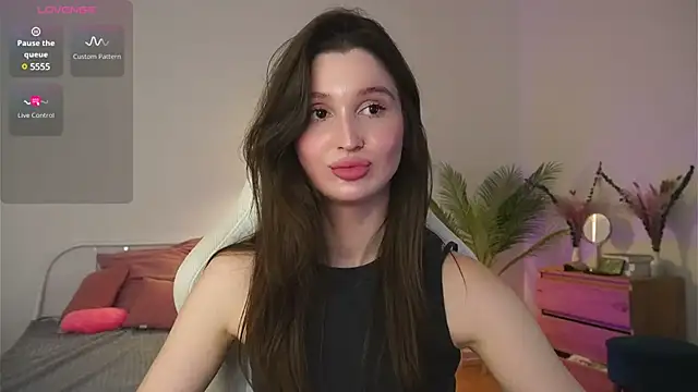 tender babyy online show from 03/07/25, 12:12