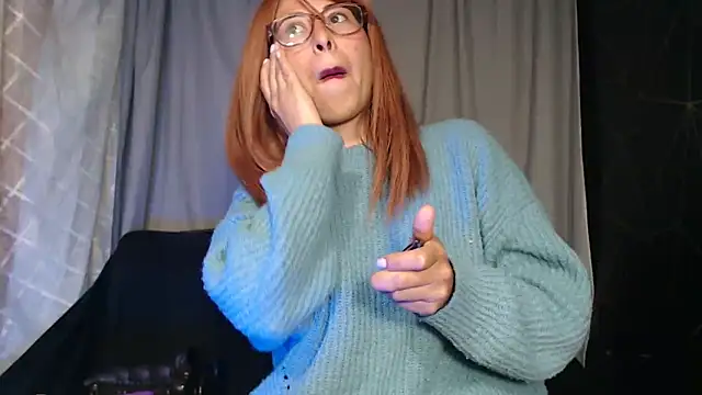 MirandaSingle online show from 11/28/25, 09:34