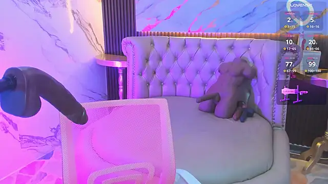 Snapshot of MAEVE_BOOBS chatting on 06/17/26, 08:54 MAEVE BOOBS online show from 06/17/26, 08:54