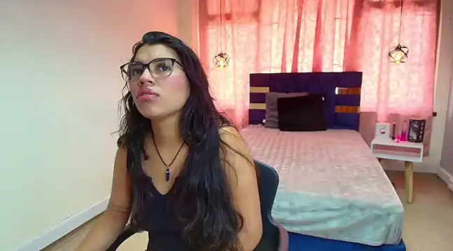 Snapshot of Asly_Morgan chatting on 02/19/25, 04:33 Asly Morgan online show from 02/19/25, 04:33