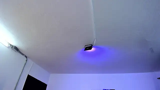 Snapshot of Amy_Kiitty_ chatting on 09/11/25, 12:27 Amy Kiitty  online show from 09/11/25, 12:27