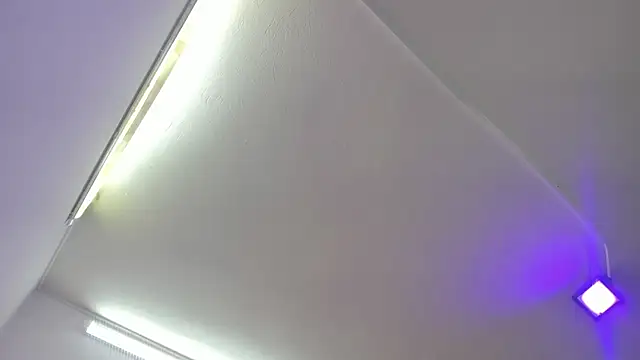 Snapshot of Amy_Kiitty_ chatting on 09/18/25, 12:51 Amy Kiitty  online show from 09/18/25, 12:51