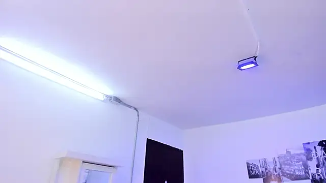 Snapshot of Amy_Kiitty_ chatting on 09/19/25, 12:50 Amy Kiitty  online show from 09/19/25, 12:50