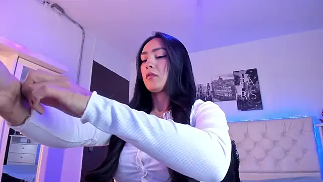 Snapshot of Amy_Kiitty_ chatting on 09/20/25, 08:32 Amy Kiitty  online show from 09/20/25, 08:32