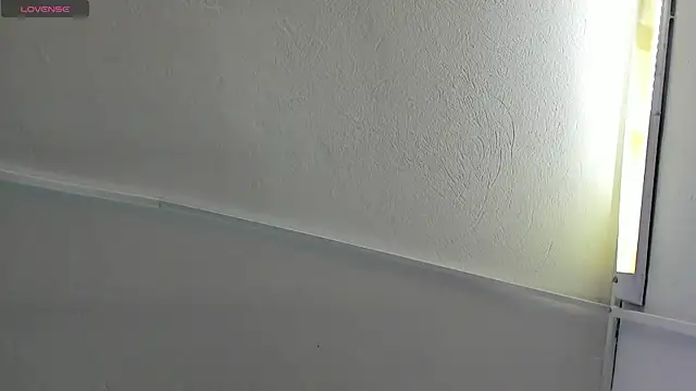 Snapshot of Amy_Kiitty_ chatting on 09/27/25, 12:43 Amy Kiitty  online show from 09/27/25, 12:43