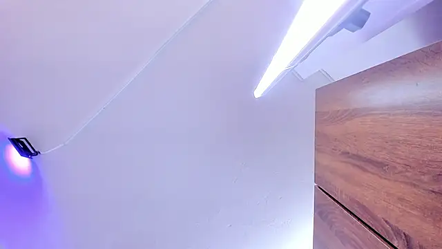 Snapshot of Amy_Kiitty_ chatting on 10/04/25, 01:09 Amy Kiitty  online show from 10/04/25, 01:09