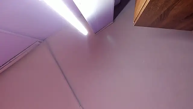 Snapshot of Amy_Kiitty_ chatting on 10/17/25, 01:14 Amy Kiitty  online show from 10/17/25, 01:14