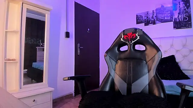 Snapshot of Amy_Kiitty_ chatting on 10/22/25, 12:49 Amy Kiitty  online show from 10/22/25, 12:49