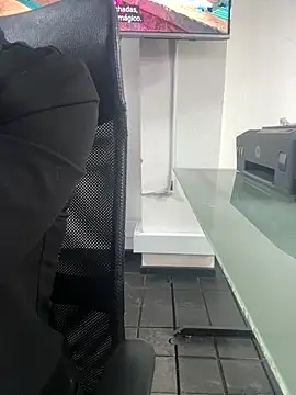 Amy Kiitty  online show from 04/17/26, 01:25